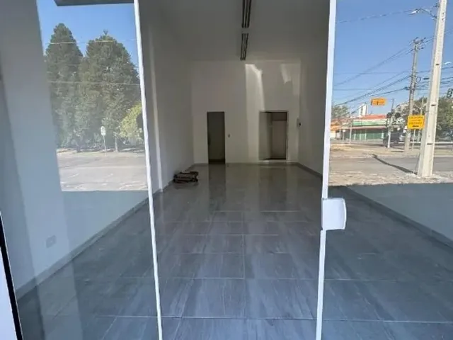 Loja para alugar, no bairro Alto da Rua XV em Curitiba