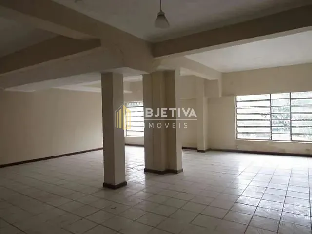 Loja com 54m², à venda, no bairro Floresta em Porto Alegre