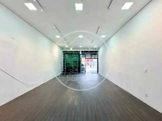 Loja com 140m², à venda ou para alugar, no bairro Jardim Angela em São Paulo