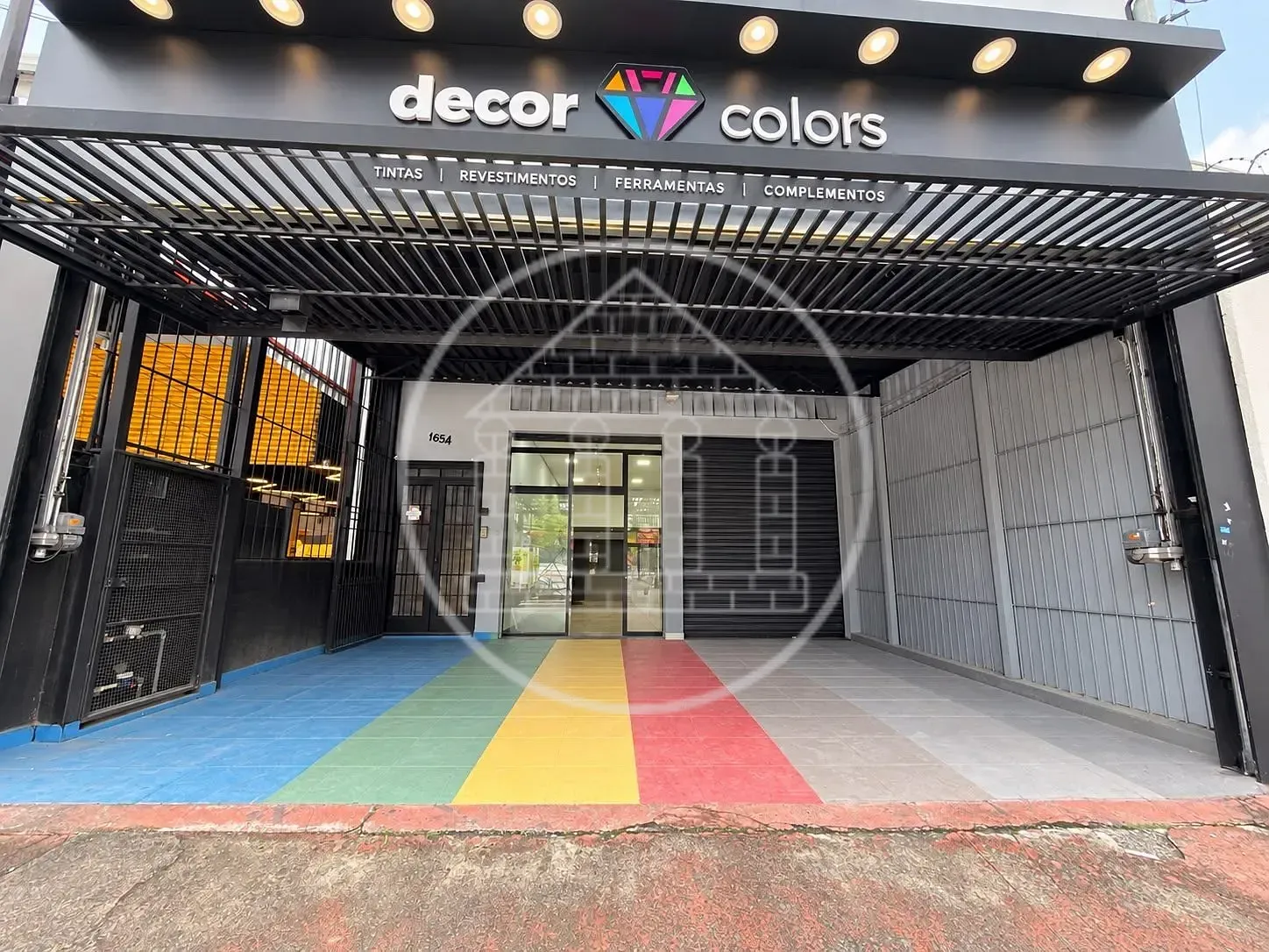 Loja-Salão, 140 m² - Foto 1