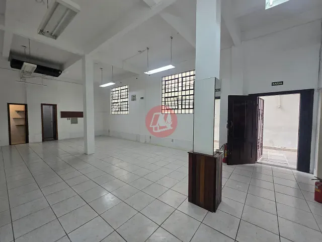 Loja com 100m², para alugar, no bairro Santana em Porto Alegre