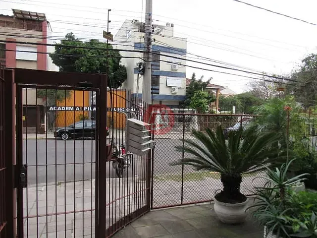 Loja com 100m², para alugar, no bairro Santana em Porto Alegre
