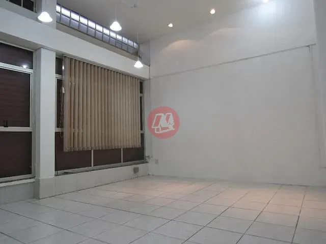 Loja com 100m², para alugar, no bairro Santana em Porto Alegre