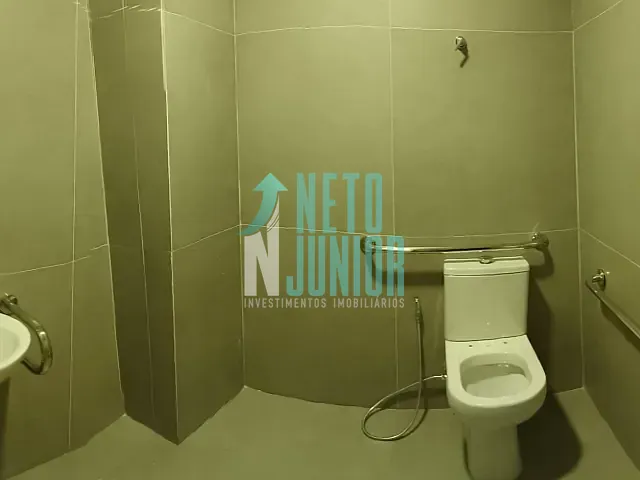Loja com 240m², para alugar, no bairro Moema em São Paulo