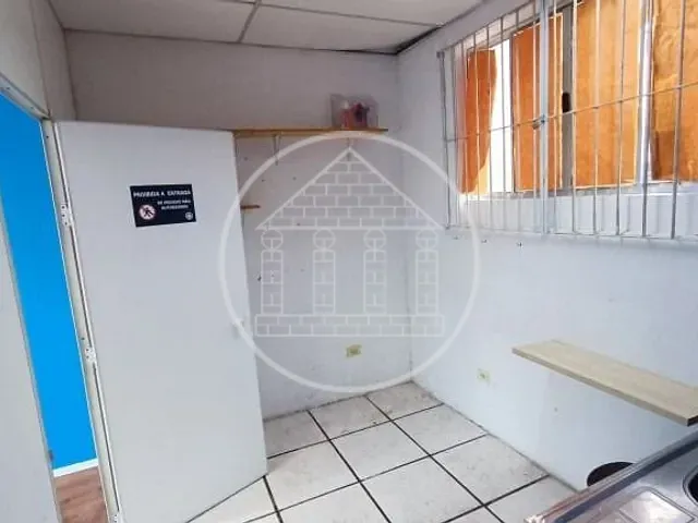 Loja com 80m², para alugar, no bairro Jardim Angela em São Paulo