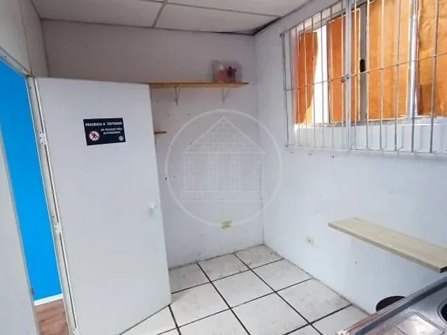 Loja com 80m², para alugar, no bairro Jardim Angela em São Paulo