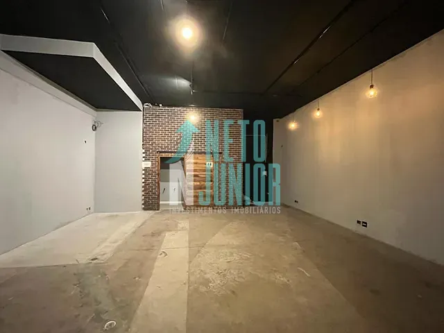 Loja com 198m², para alugar, no bairro Moema em São Paulo