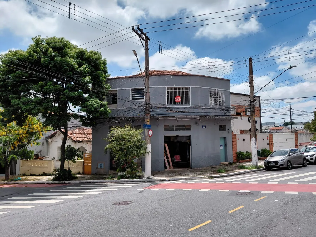Loja de rua para venda e locação em Vila Bertioga, 208m²