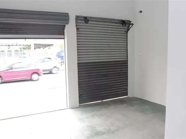 Loja para alugar, no bairro Centro em Curitiba