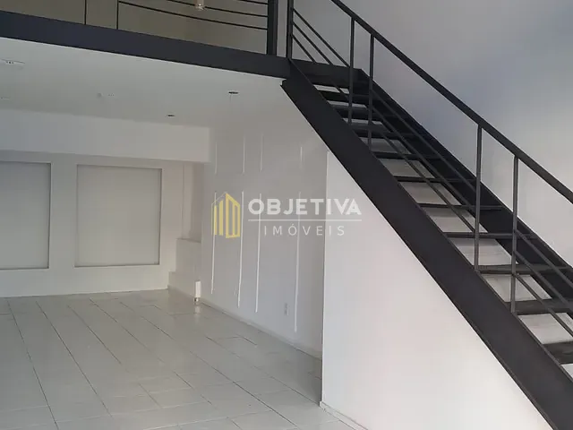 Loja com 63m², à venda, no bairro Floresta em Porto Alegre