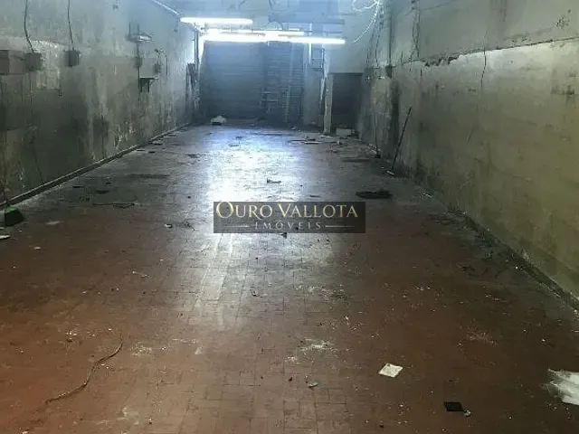Loja com 350m², para alugar, no bairro Vila Monumento em São Paulo