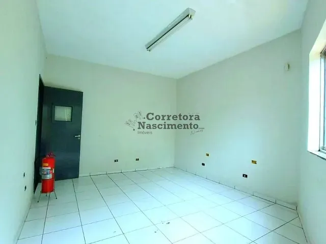 Loja com 209m², para alugar, no bairro Centro em Jacareí