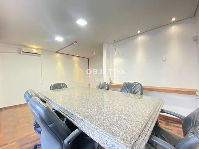Loja com 246m², à venda, no bairro Cidade Baixa em Porto Alegre
