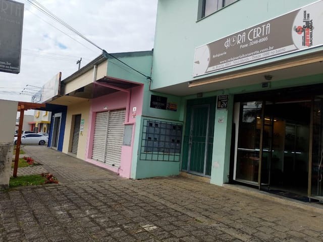 Loja para alugar, no bairro CAPÃO RASO em Curitiba