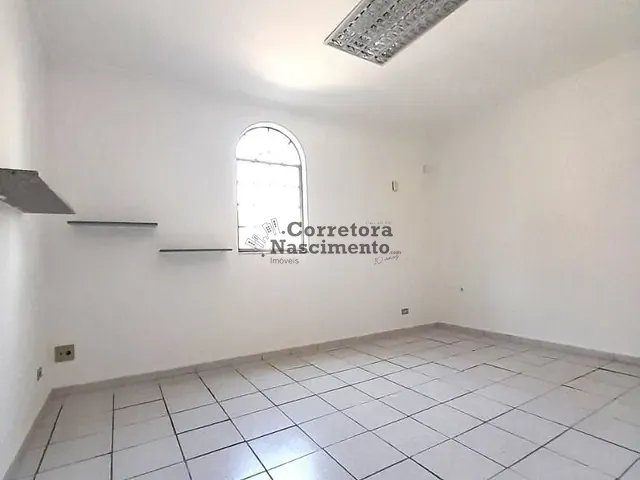 Loja com 125m², para alugar, no bairro Jardim Pereira do Amparo em Jacareí