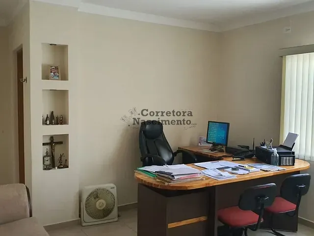 Loja com 180m², para alugar, no bairro Centro em Jacareí