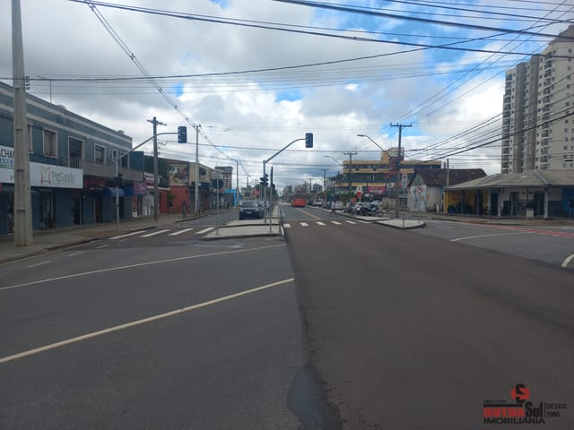 Loja para alugar, no bairro CAPÃO RASO em Curitiba