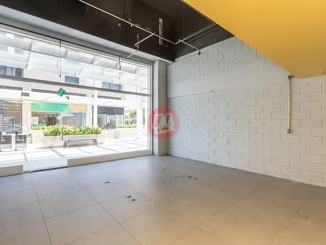 Loja para alugar, no bairro Praia de Belas em Porto Alegre