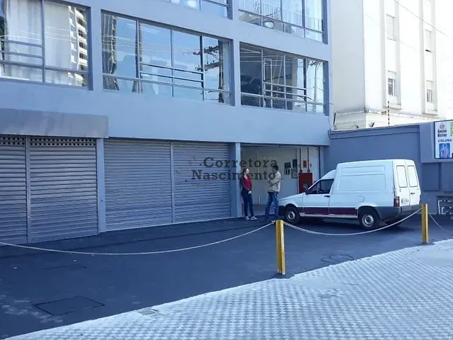 Loja com 1400m², para alugar, no bairro Centro em São José dos Campos