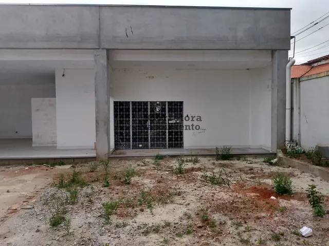 Loja com 840m², à venda ou para alugar, no bairro Centro em Jacareí