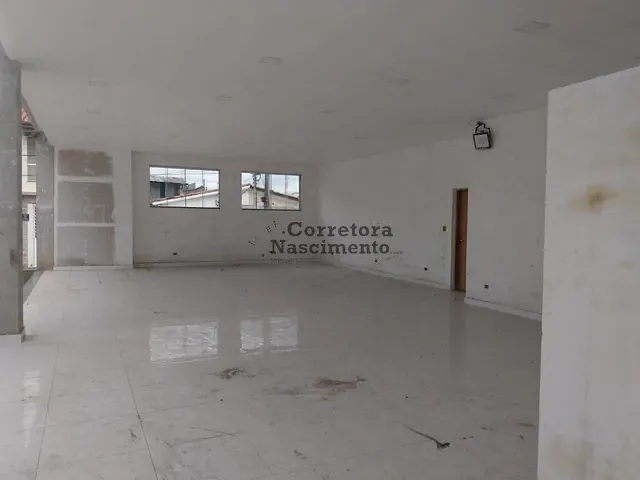 Loja com 840m², à venda ou para alugar, no bairro Centro em Jacareí