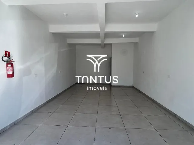 Loja para alugar, no bairro Cajuru em Curitiba
