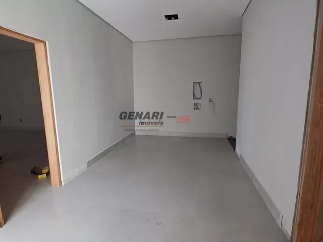 Loja com 250m², para alugar, no bairro Jardim dos Colibris em Indaiatuba