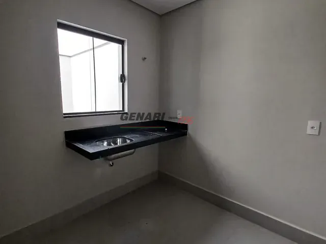 Loja com 250m², para alugar, no bairro Jardim dos Colibris em Indaiatuba