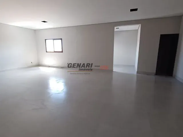 Loja com 250m², para alugar, no bairro Jardim dos Colibris em Indaiatuba