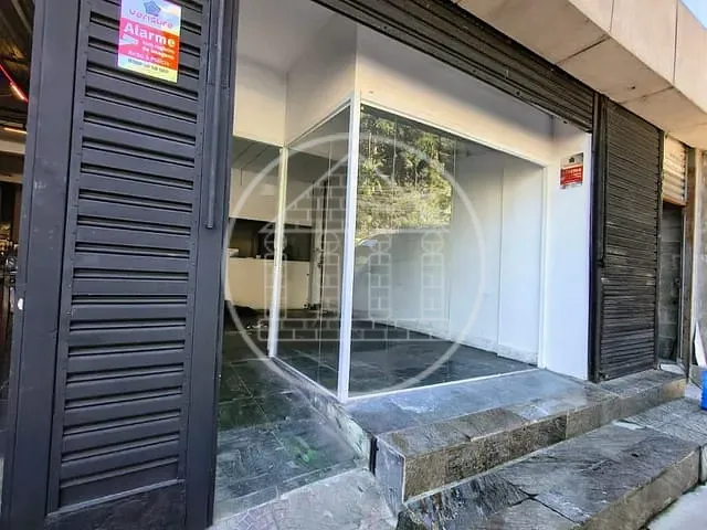 Loja com 180m², para alugar, no bairro Rio Bonito em São Paulo