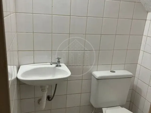 Loja com 130m², para alugar, no bairro Jardim Cristal em São Paulo