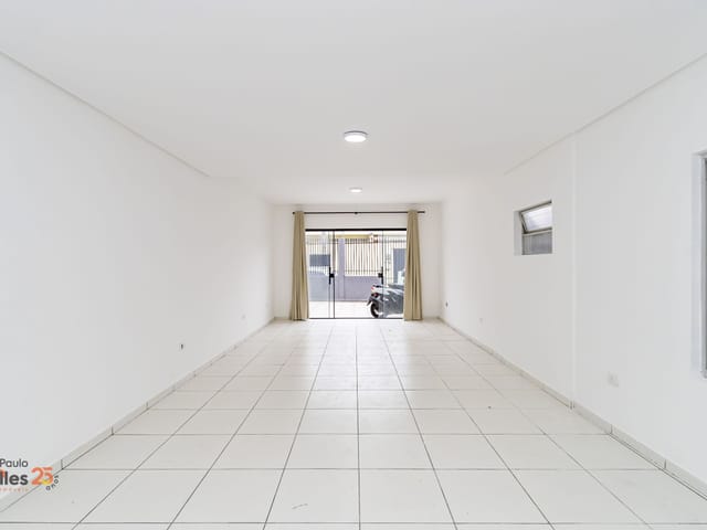 Loja para alugar, no bairro Água Verde em Curitiba
