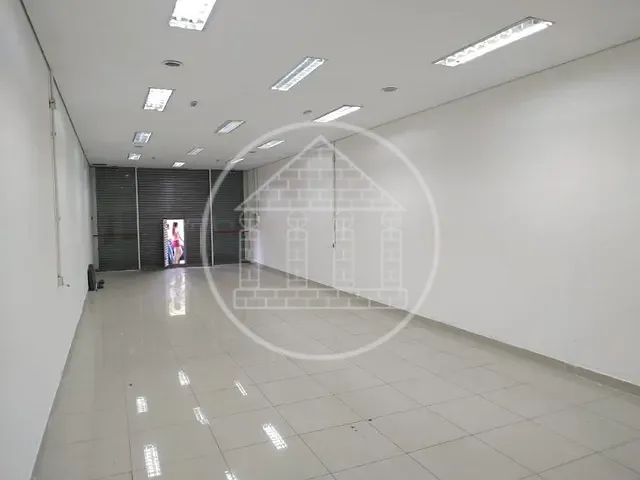 Loja com 125m², para alugar, no bairro Vila São José em São Paulo