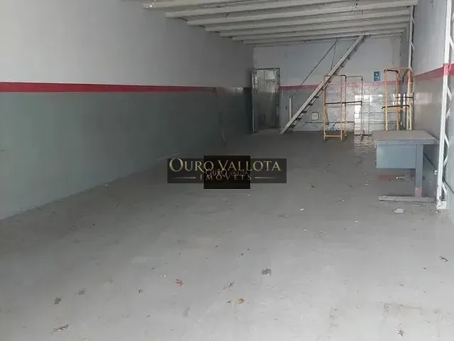 Loja com 274m², para alugar, no bairro Saúde em São Paulo