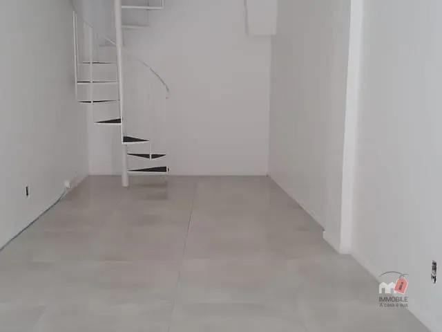 Loja à venda, no bairro Alto da Serra em Petrópolis