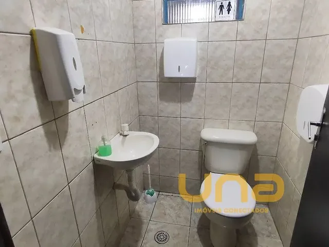 Loja para alugar, no bairro PAROLIN em Curitiba