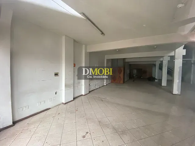 Loja com 520m², para alugar, no bairro Sítio Gaúcho em Gravataí