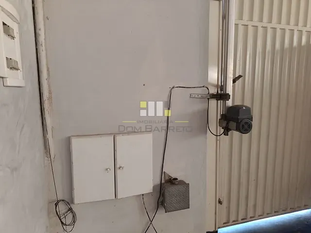 Loja com 250m², para alugar, no bairro Jardim São Carlos em Sumaré