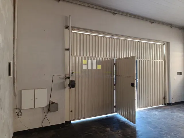 Loja com 250m², para alugar, no bairro Jardim São Carlos em Sumaré