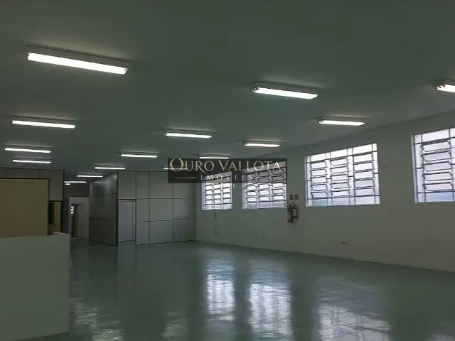 Loja com 350m², para alugar, no bairro Belém em São Paulo
