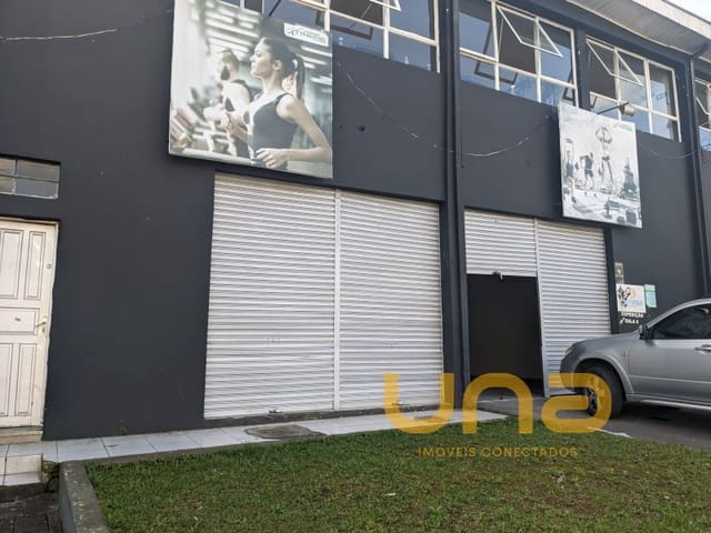 Loja para alugar, no bairro XAXIM em Curitiba