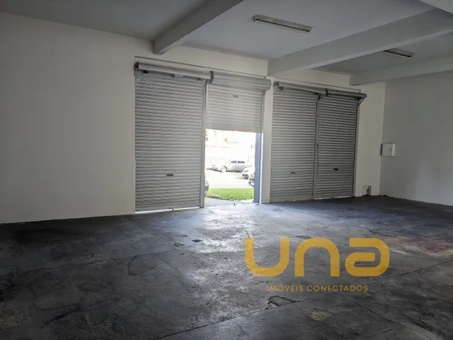 Loja para alugar, no bairro XAXIM em Curitiba