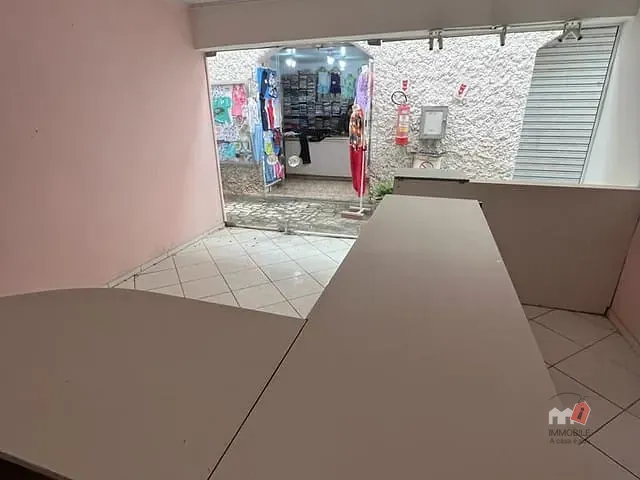 Loja para alugar, no bairro Alto da Serra em Petrópolis