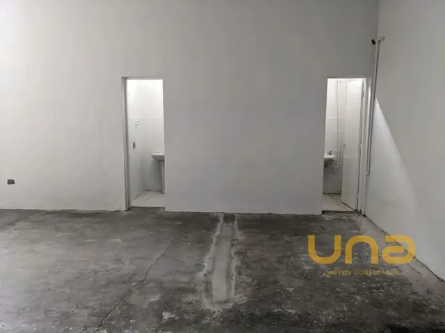 Loja para alugar, no bairro XAXIM em Curitiba
