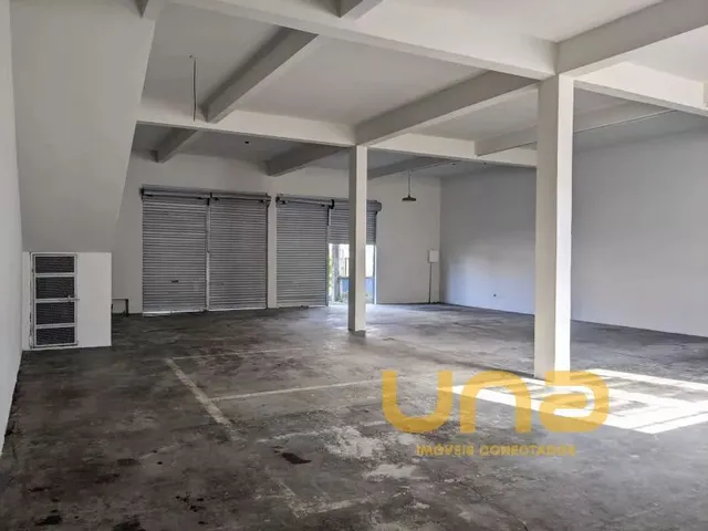 Loja para alugar, no bairro XAXIM em Curitiba