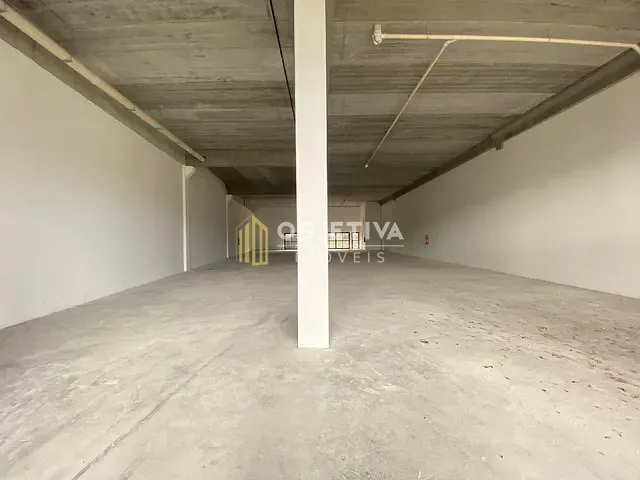 Loja para alugar, no bairro Jardim Botânico em Porto Alegre