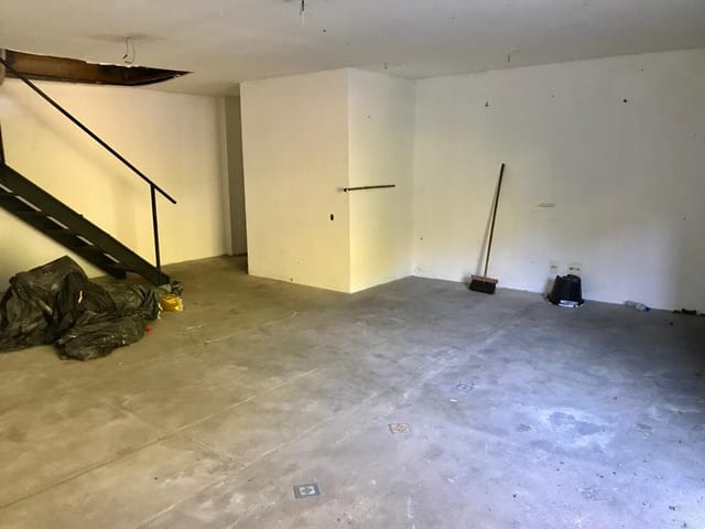 Loja para alugar, no bairro Centro em Petrópolis