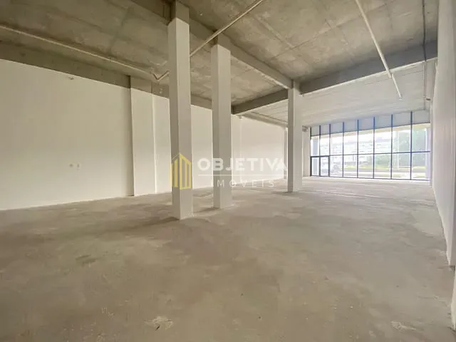 Loja com 265m², para alugar, no bairro Jardim Botânico em Porto Alegre