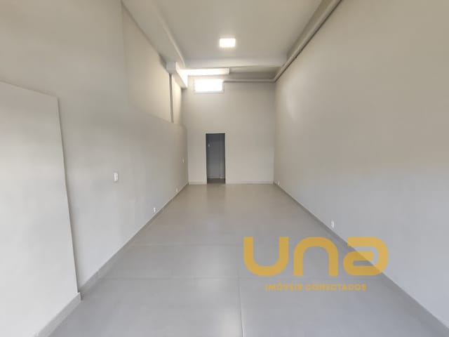 Loja para alugar, no bairro SAO FRANCISCO em Curitiba