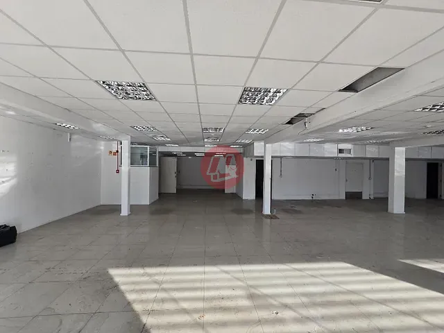 Loja para alugar, no bairro Azenha em Porto Alegre